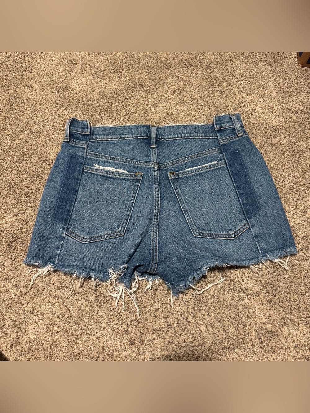 A&F Mom Short High Rise - Picture 2 of 3